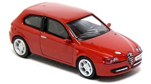 38311 Alfa Romeo® 147 (красный), 1:87, 2001