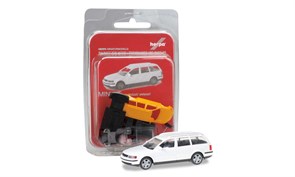 012249-005 Volkswagen® Passat Variant (белый) (для сборки без клея), 1:87